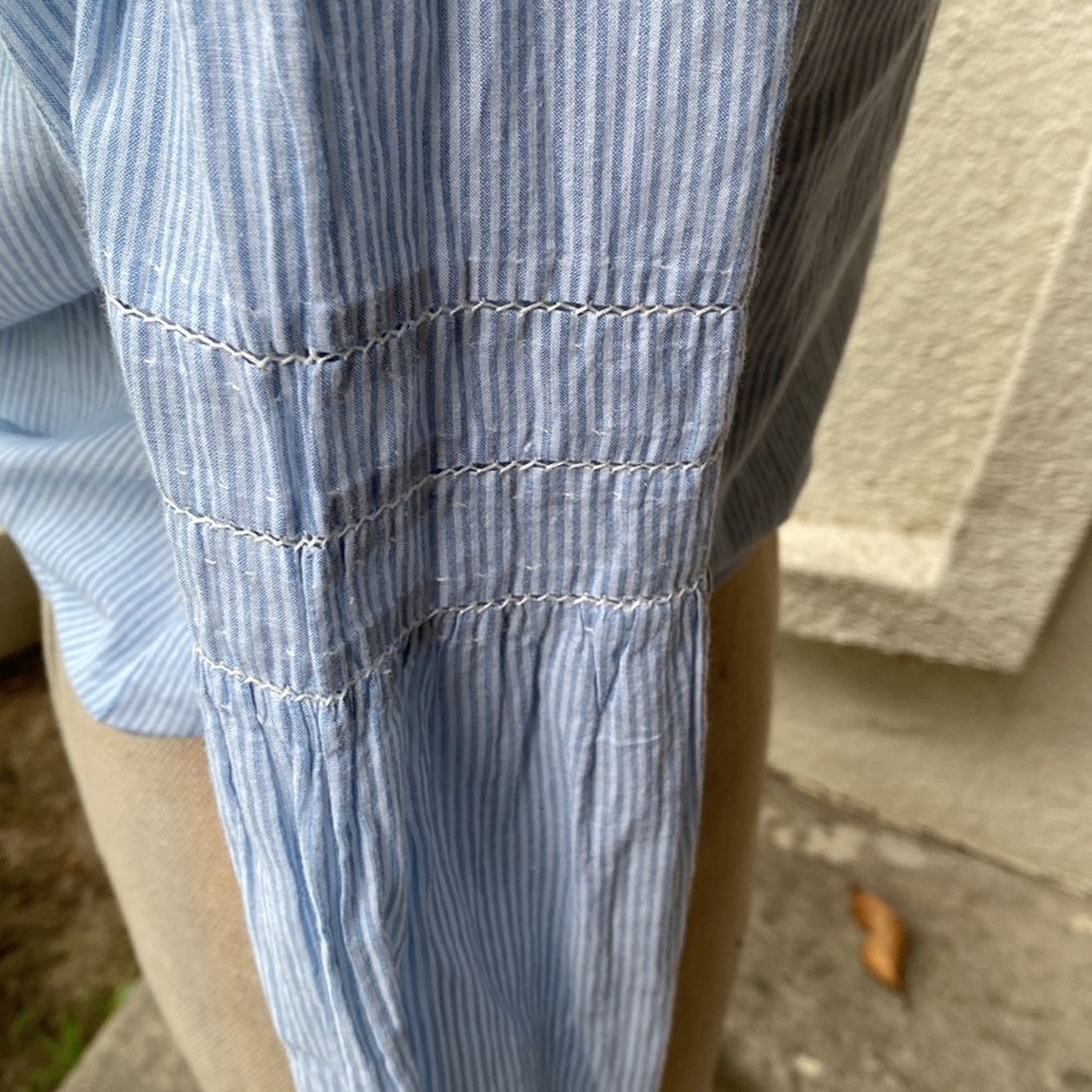 Ulla Johnson from Neiman’s 100% cotton lovely thin blue & white striped blouse - Picture 7 of 12